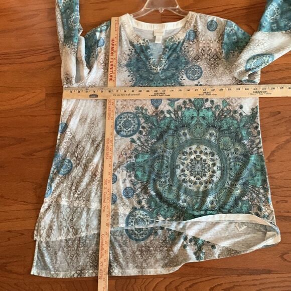 Chicos size 3 blouse with three-quarter sleeve/option to button up shorter - Picture 9 of 11